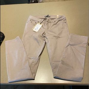 New with tags Kara Jean Size 8 color Sparrow